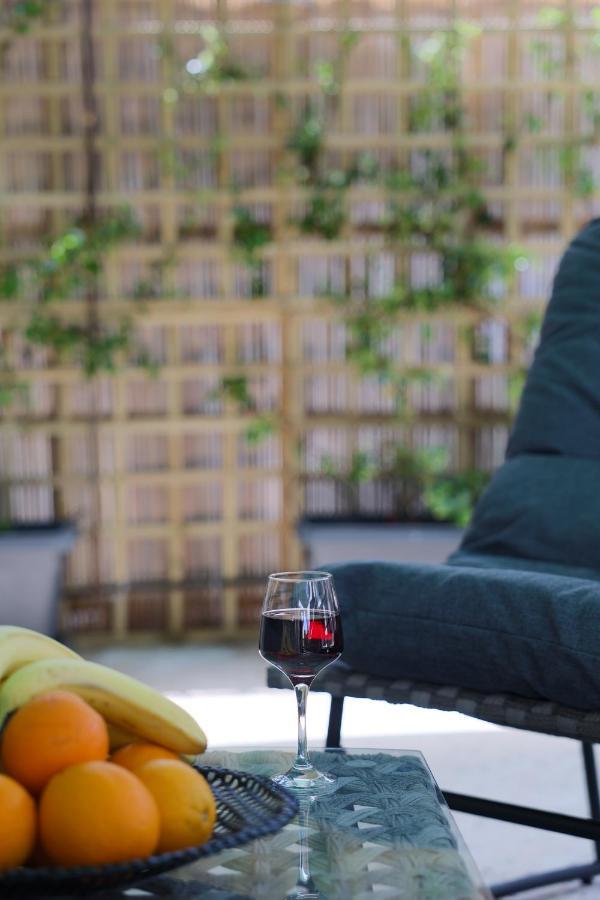 The House Of Praxithea For 6 Apartment Athens Ngoại thất bức ảnh